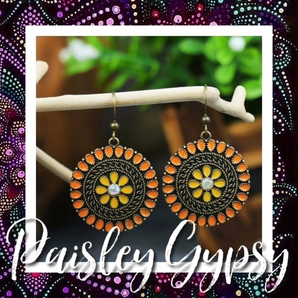 BEAUTIFUL BOHO DANGLING EARRINGS WITH ENAMEL DESIGN- 1 Pair Photo#1